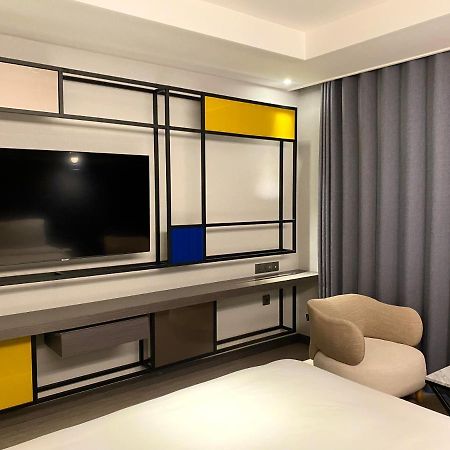 Hotel Avenue Changwon Esterno foto
