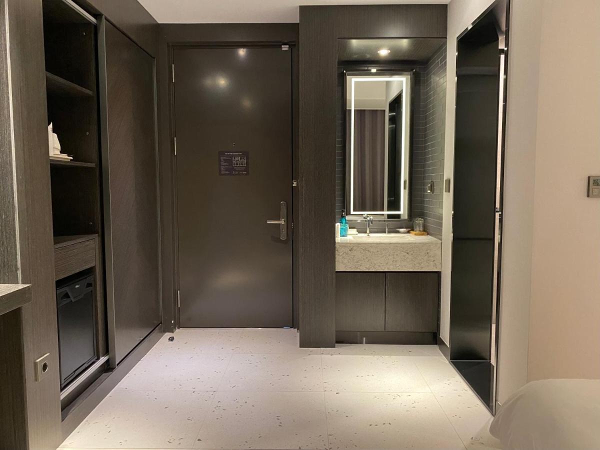 Hotel Avenue Changwon Esterno foto