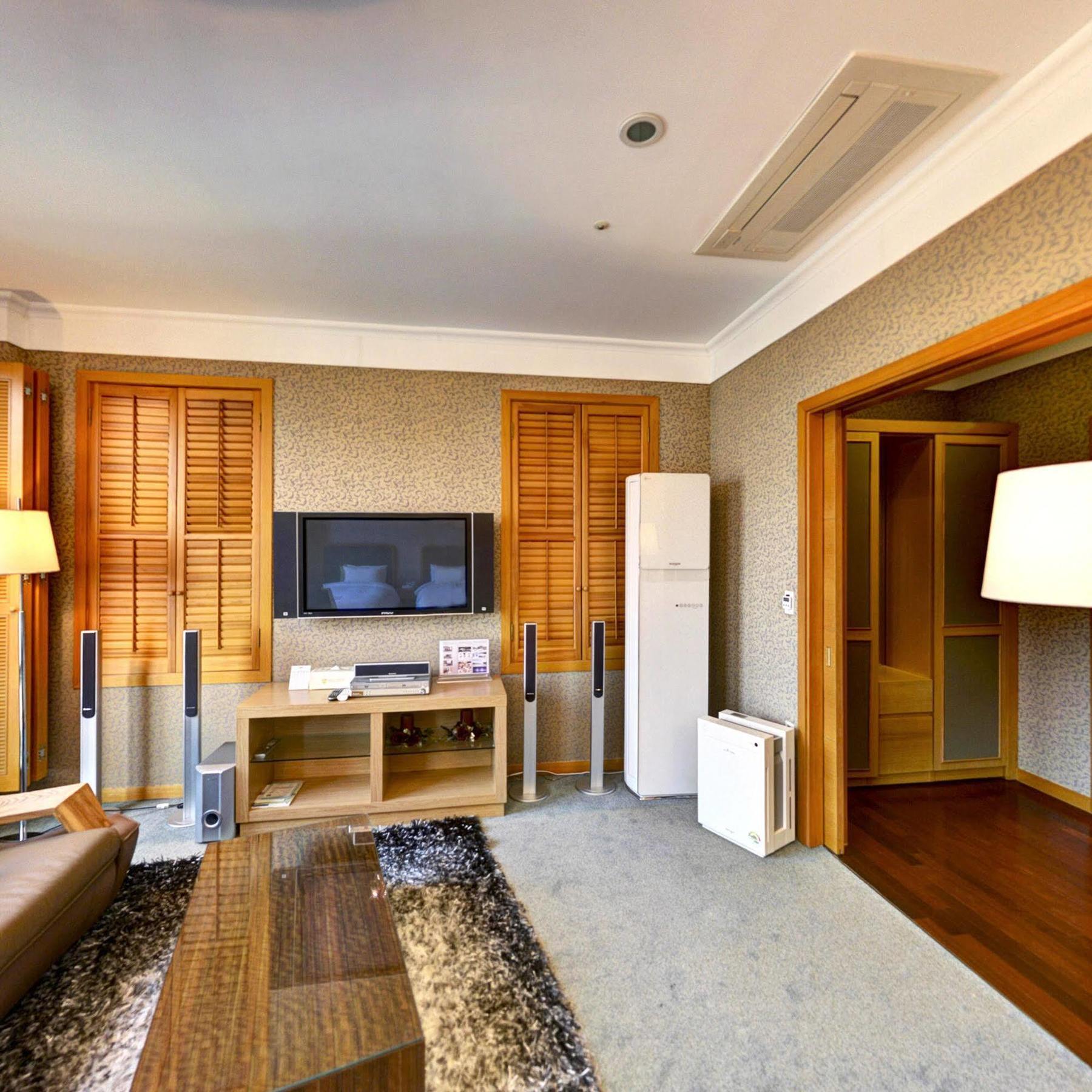 Hotel Avenue Changwon Esterno foto